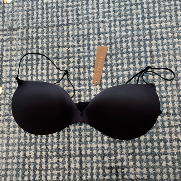 SKIMS Other - Skims WIRELESS FORM MICRO STRAP PLUNGE BRA | ONYX / 34 / C